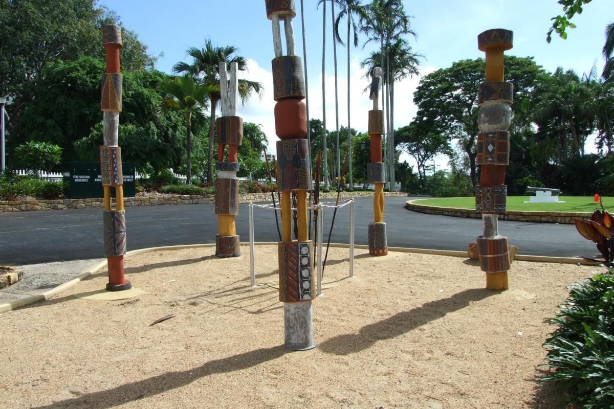 Pukamani Poles