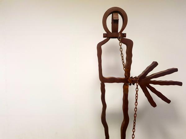 Monument to Mulga Bill and Neighbour, 2018. © Michael Barritt Photographer. Used with Permission. Monument to Mulga Bill and Neighbour sculpture at Northern Territory Library